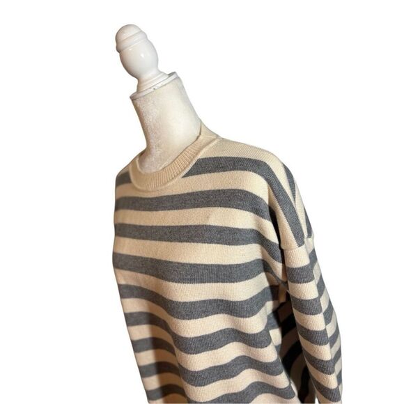 Zara boxy cut cream and gray striped crewneck sweater - L - Picture 3 of 9